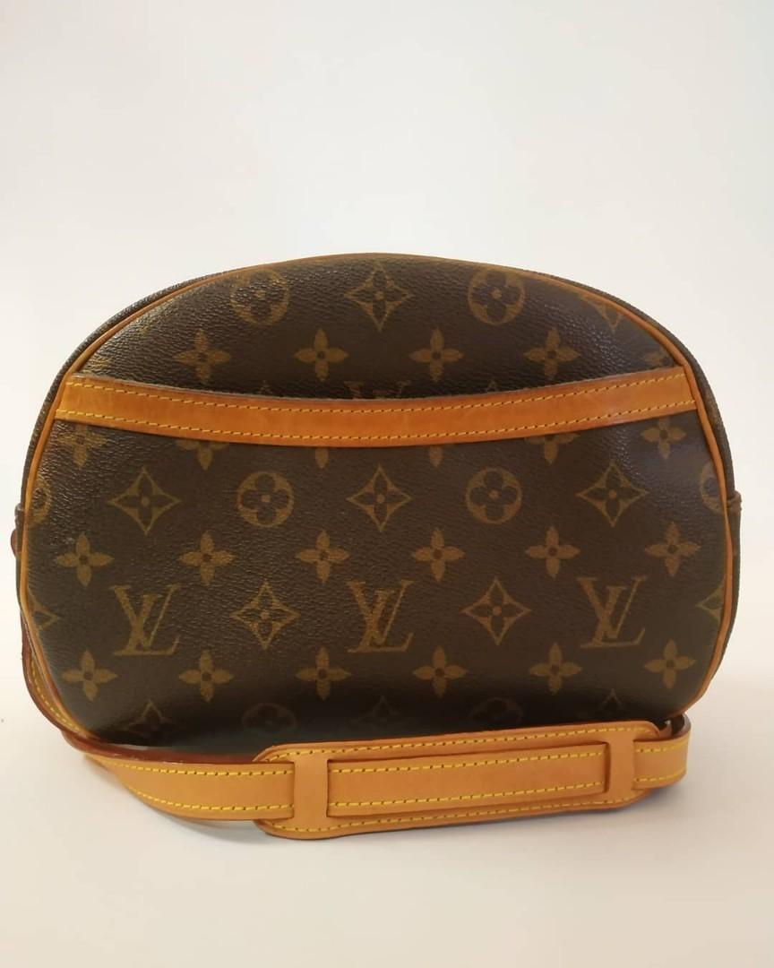 Louis Vuitton Authentic Blois classic monogram canvas crossbody mini bag -  $576 - From Liv