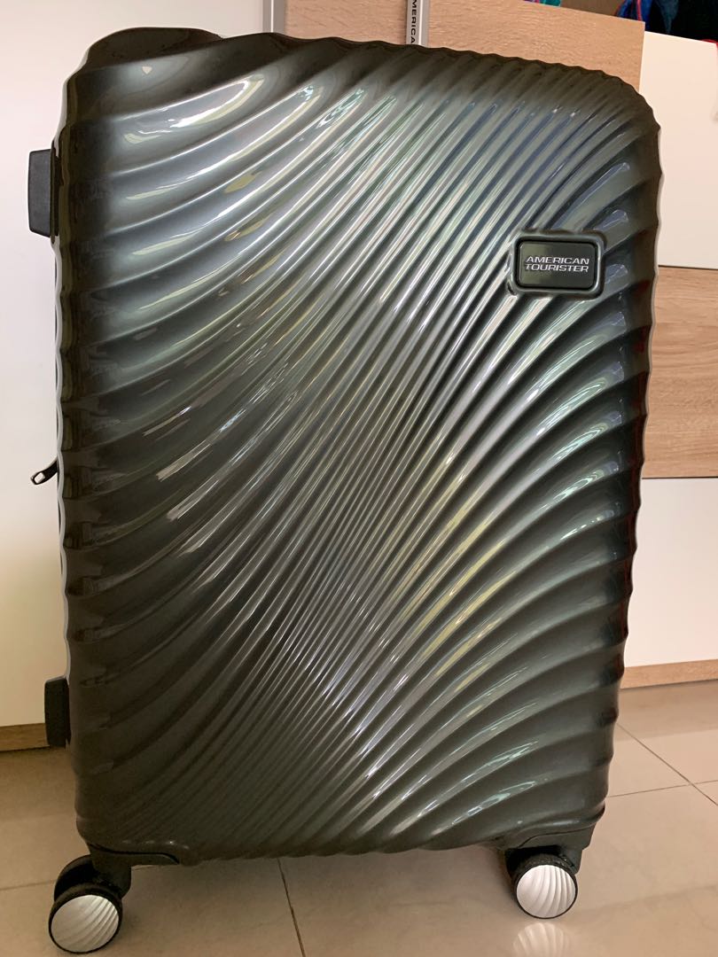 American tourister 67/24 spinner