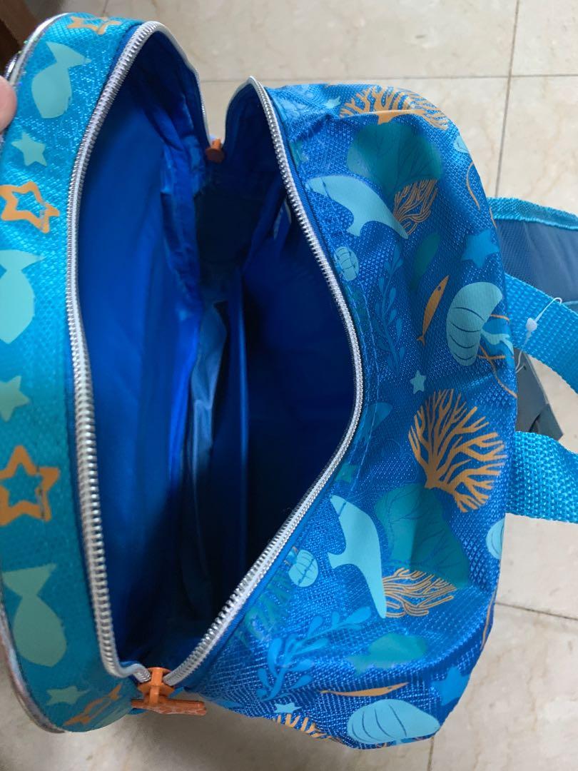 Backpack (Category: Babies & Kids Fashion) located in Singapore. Submitted by tomatoes123 (Listing ID 218484339, Image 5). Description: Brand new toddler backpack with tag.