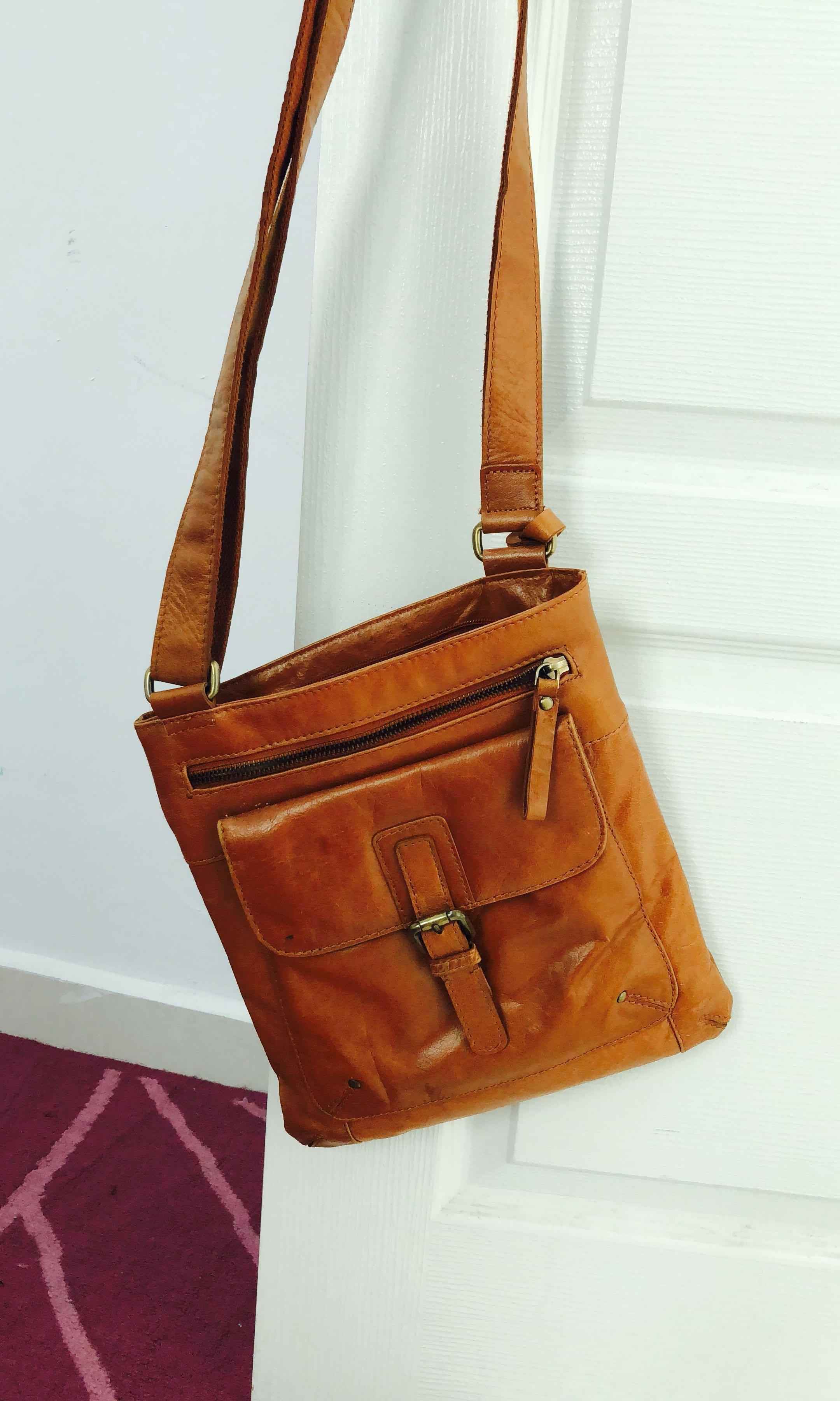 clarks orange bag