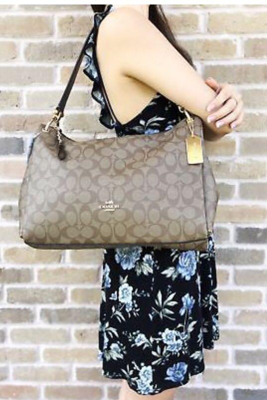 Mia shoulder bag in sales signature canvas