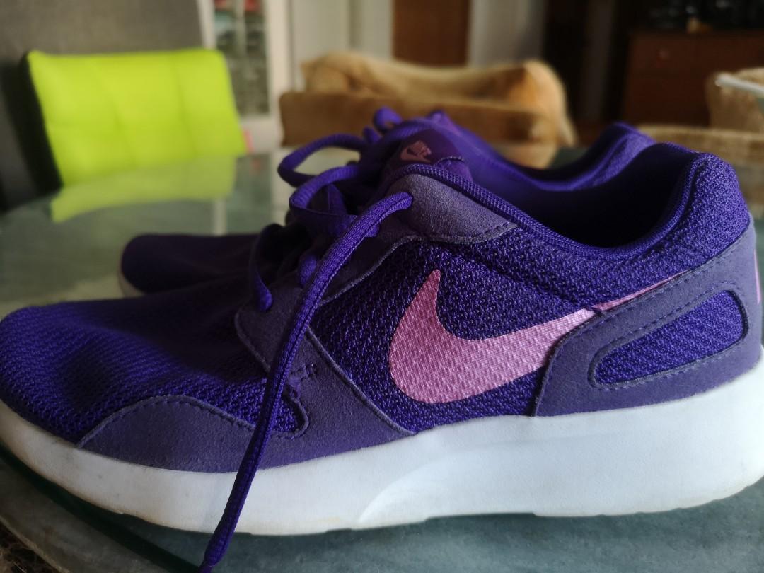 purple nike roshe womens