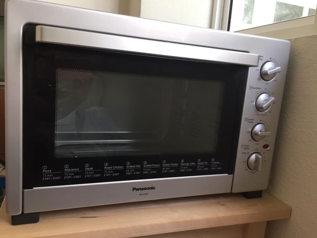 Panasonic oven(free trays), TV & Home Appliances, Kitchen Appliances