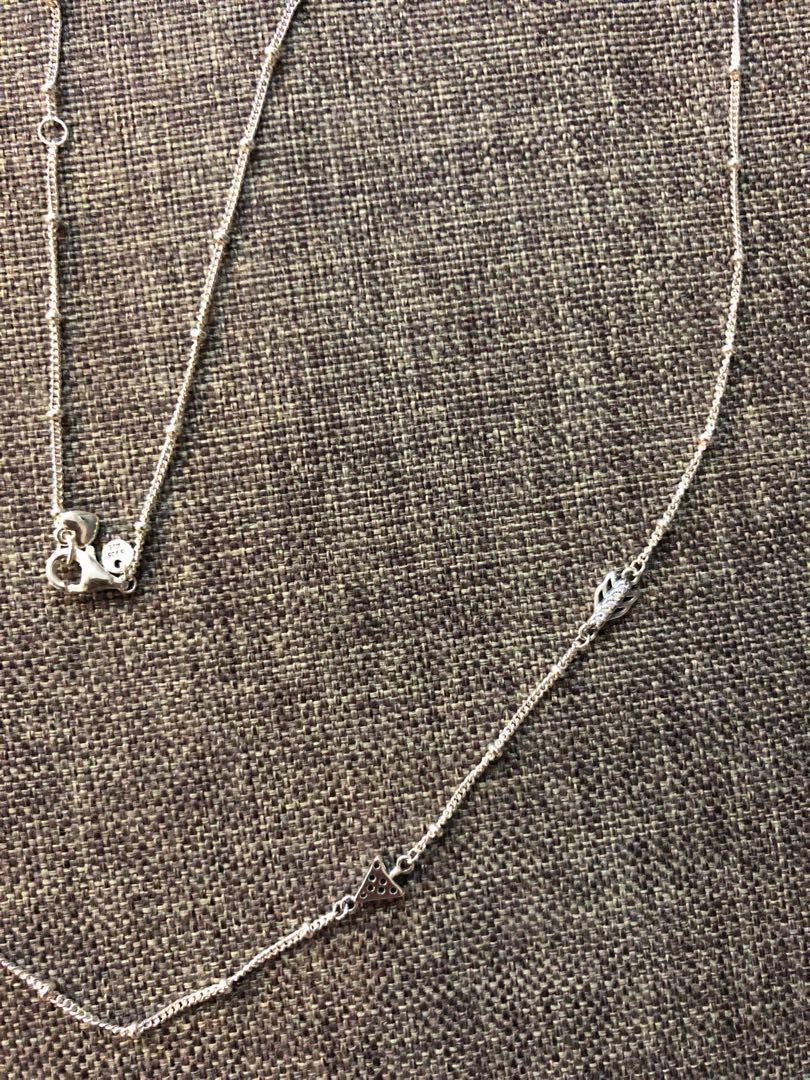 Pandora sparkling arrow necklace Women s Fashion Jewelry Organisers Necklaces on Carousell