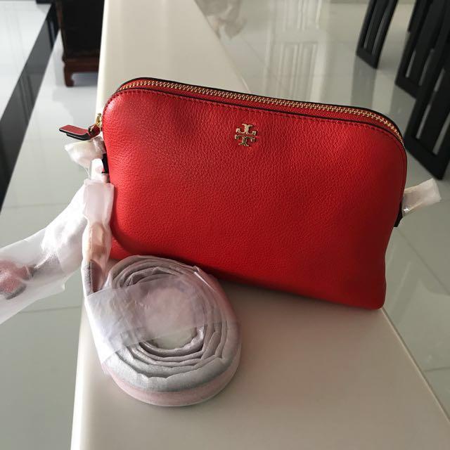 Tory burch best sale peace pebbled crossbody