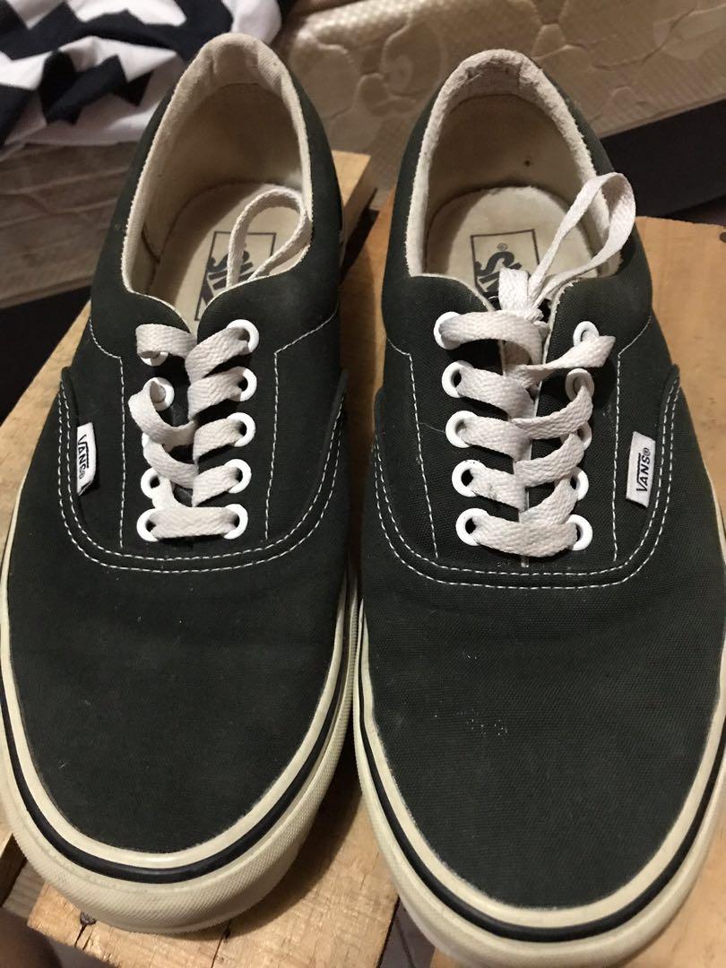 vans era bw