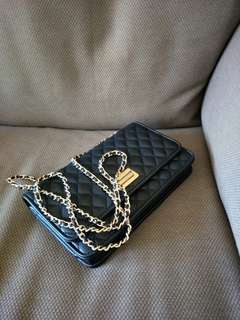 (Category: ) located in . Submitted by tttkira (Listing ID 218599188, Image 1). Description: .