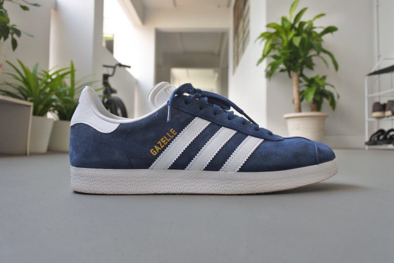 adidas gazelle collegiate navy