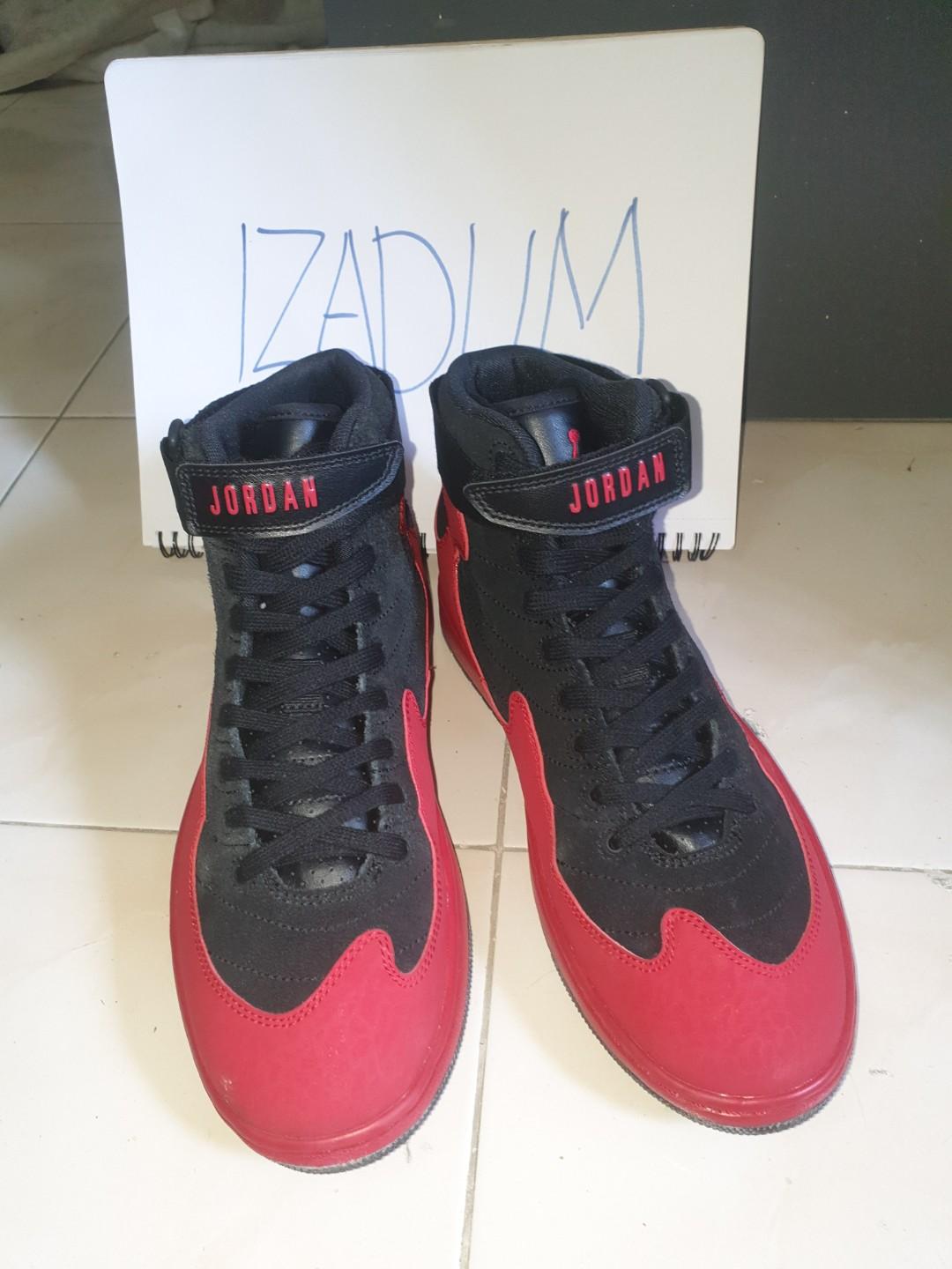 Jordan sog deals off court