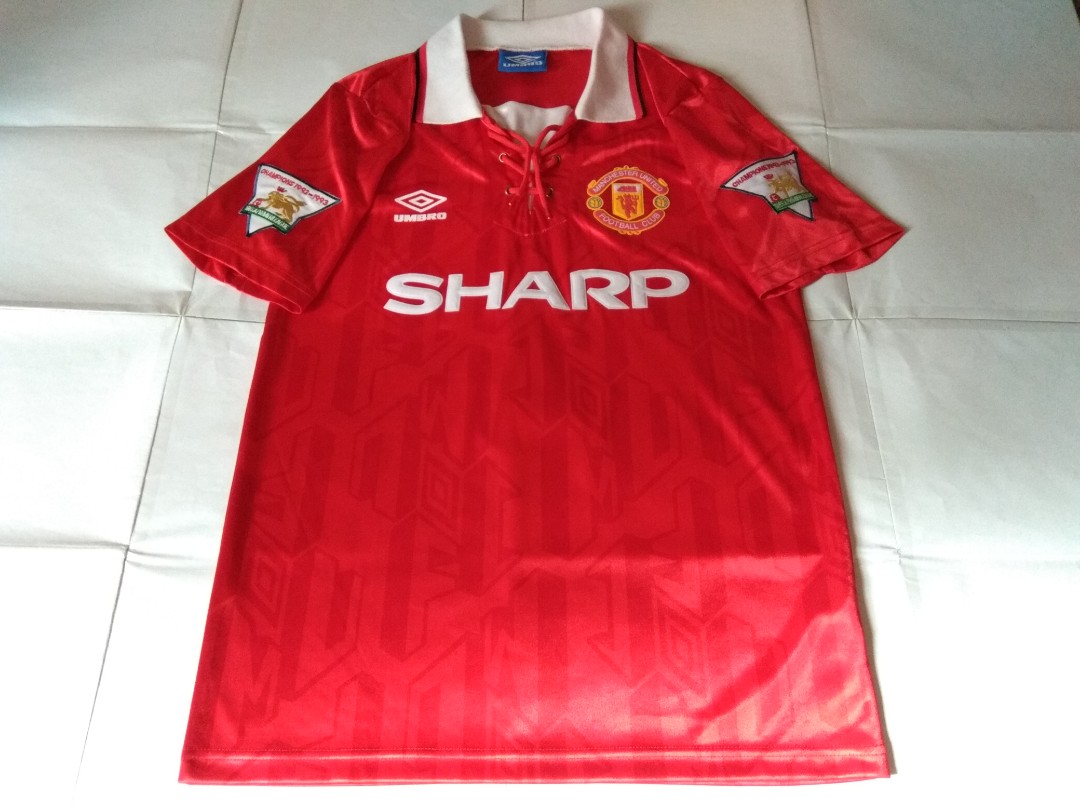 Brand New Never Been Worn Manchester United Umbro 1992 Home Retro Football Jersey With Cantona 7 Print Sports Sports Apparel On Carousell