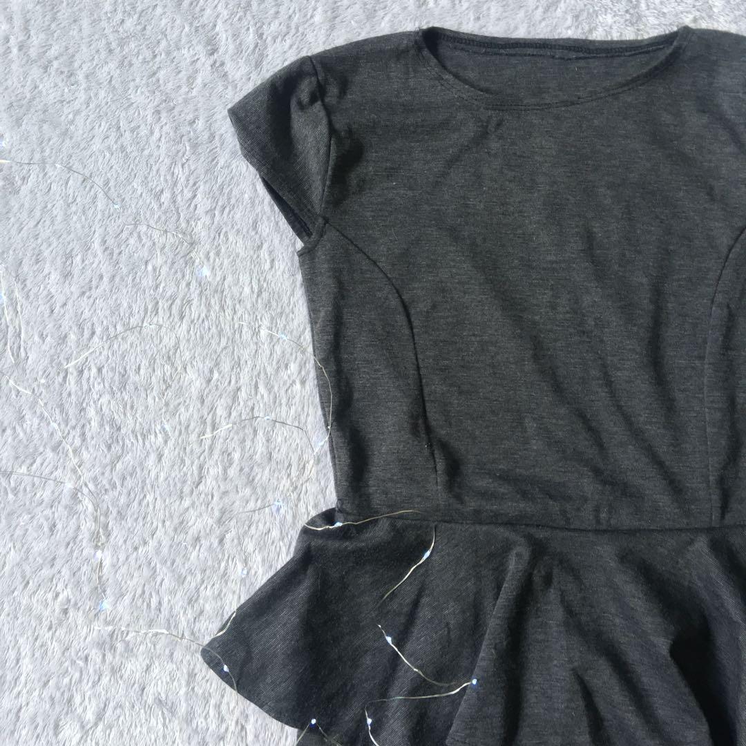 Charcoal Peplum Dress (Category: Dresses) located in Manila. Submitted by maaawnicaaa (Listing ID 218646190, Image 3). Description: Hello I’m selling peplum dress :) used it once for a photoshoot and I got it originally for 800php I’m an instgrammer and I’m currently clearing out my closet so do check out my page for more 💖🤗.