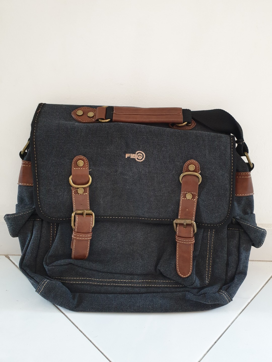 fib sling bag