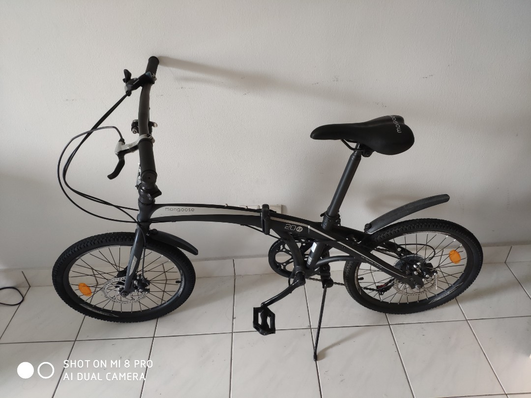 Mongoose folding bike best sale 20