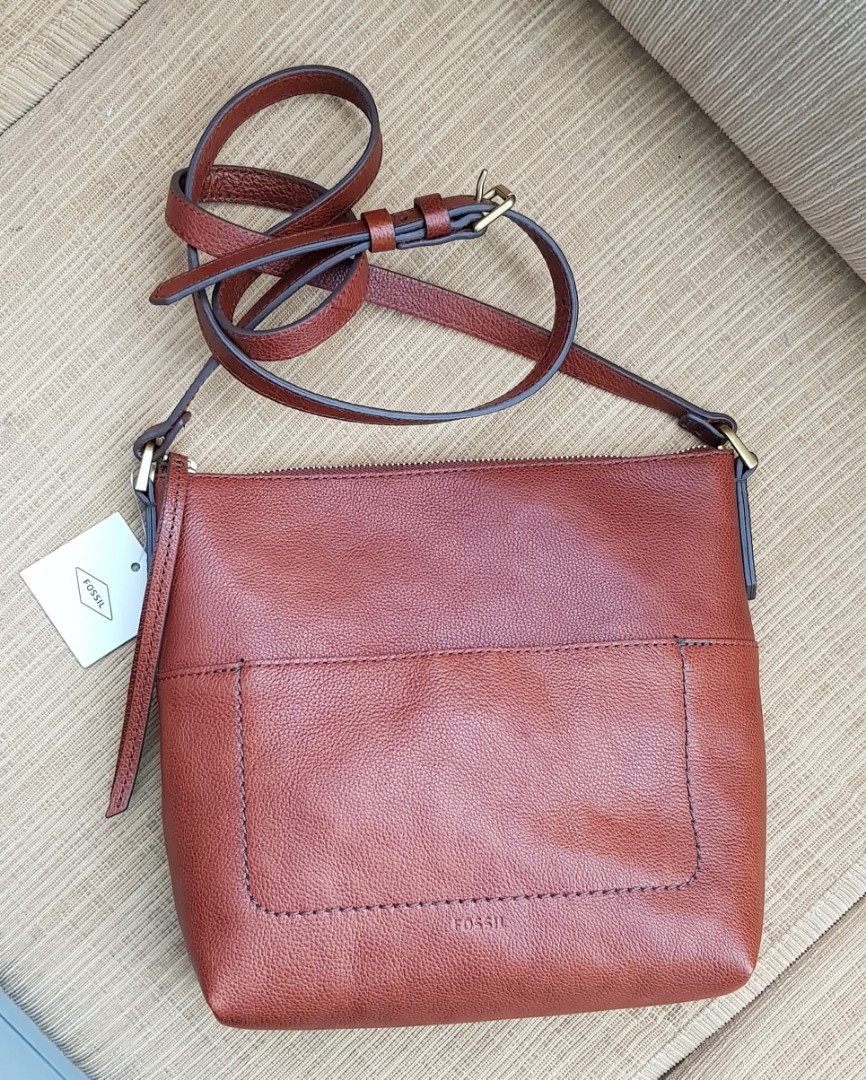 Amelia Crossbody Fossil 2024 www.alhudapk