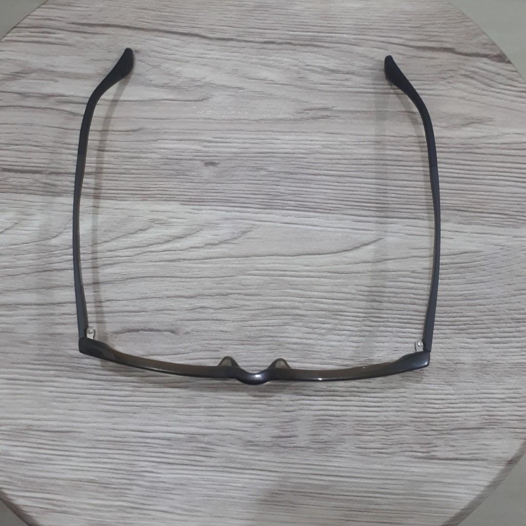 Frame Kacamata Caterpillar Gratis Lensa Rodenstock 1 5 1 Fesyen Pria Aksesoris Kacamata Di Carousell