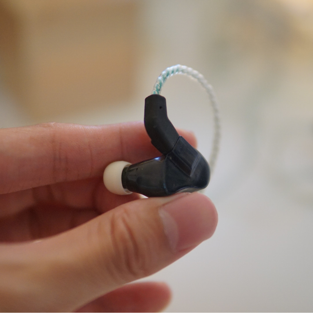 Massdrop plus universal iems store