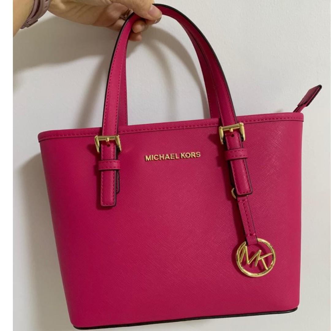 michael kors carry all tote