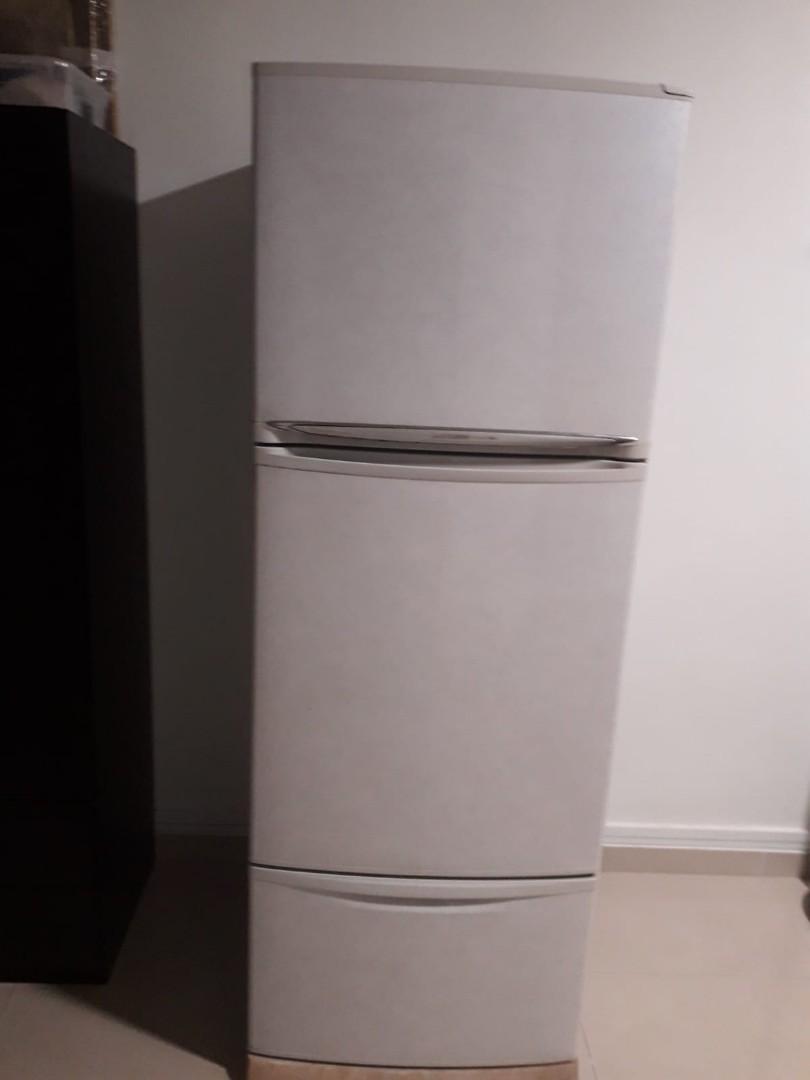 Mitsubishi 3 door ,385 litres refrigerator model MR-V42J GY, Home