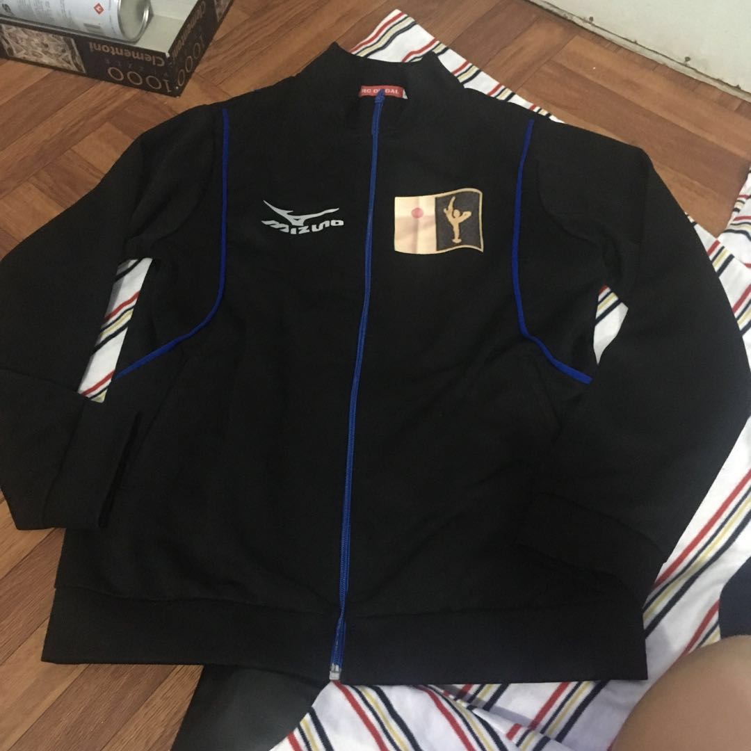 Mizuno x yuri sale on ice