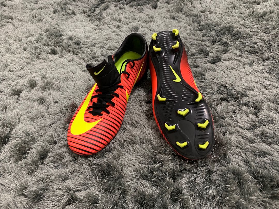 mercurial soccer shoes