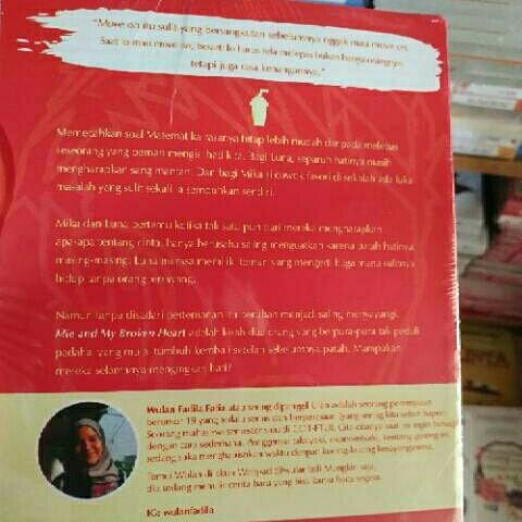 Novel Me And My Broken Heart Buku Alat Tulis Buku Di Carousell