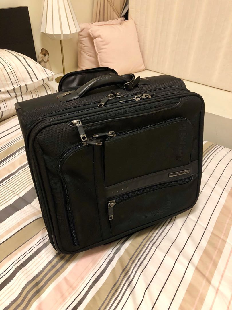 samsonite wheeled briefcase