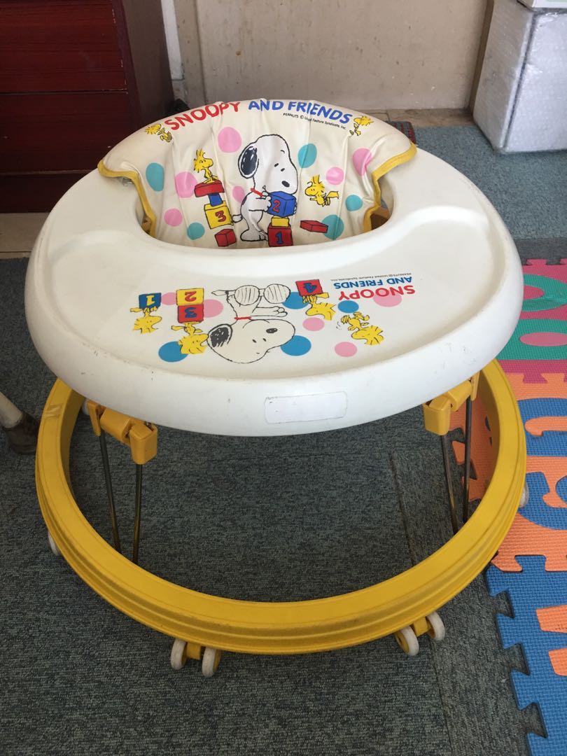 snoopy baby walker