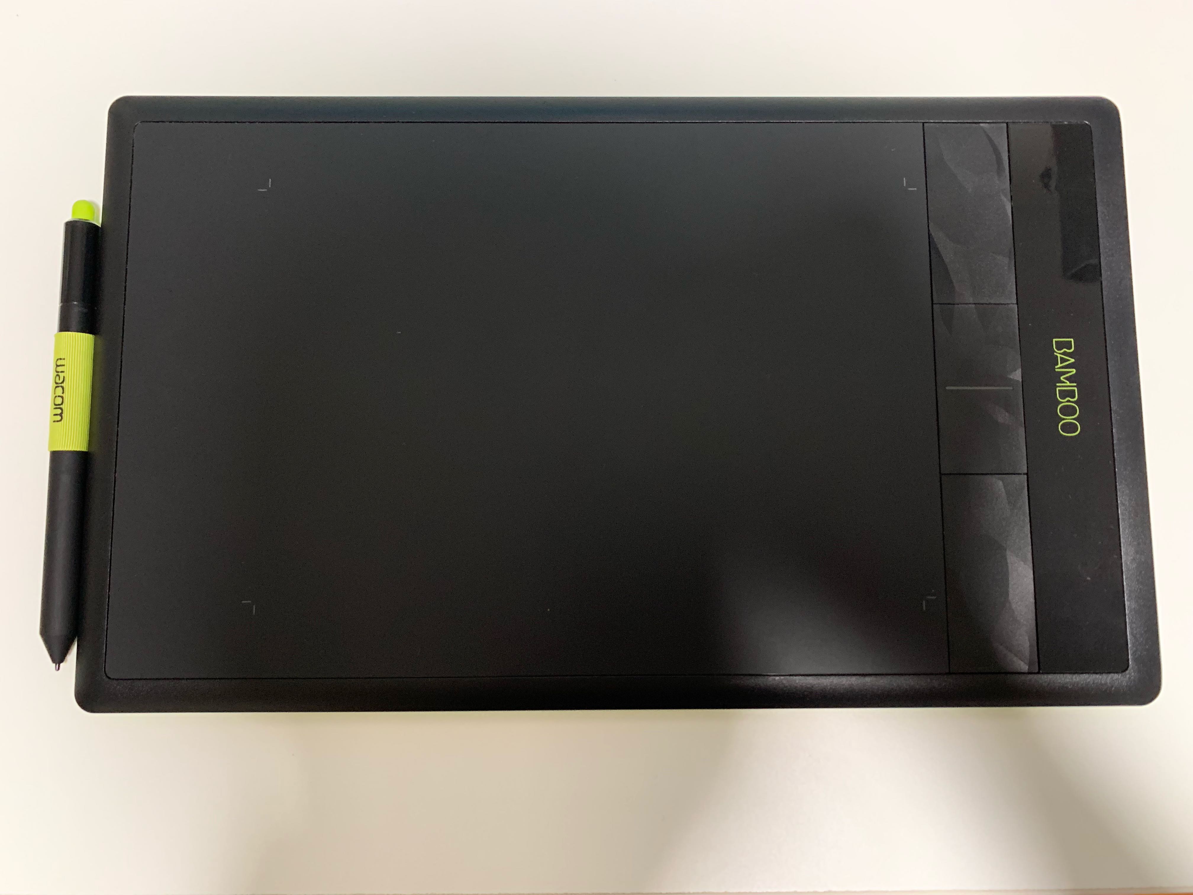 Bamboo Tablet CTH670, Mobile Phones & Gadgets, Tablets, Others