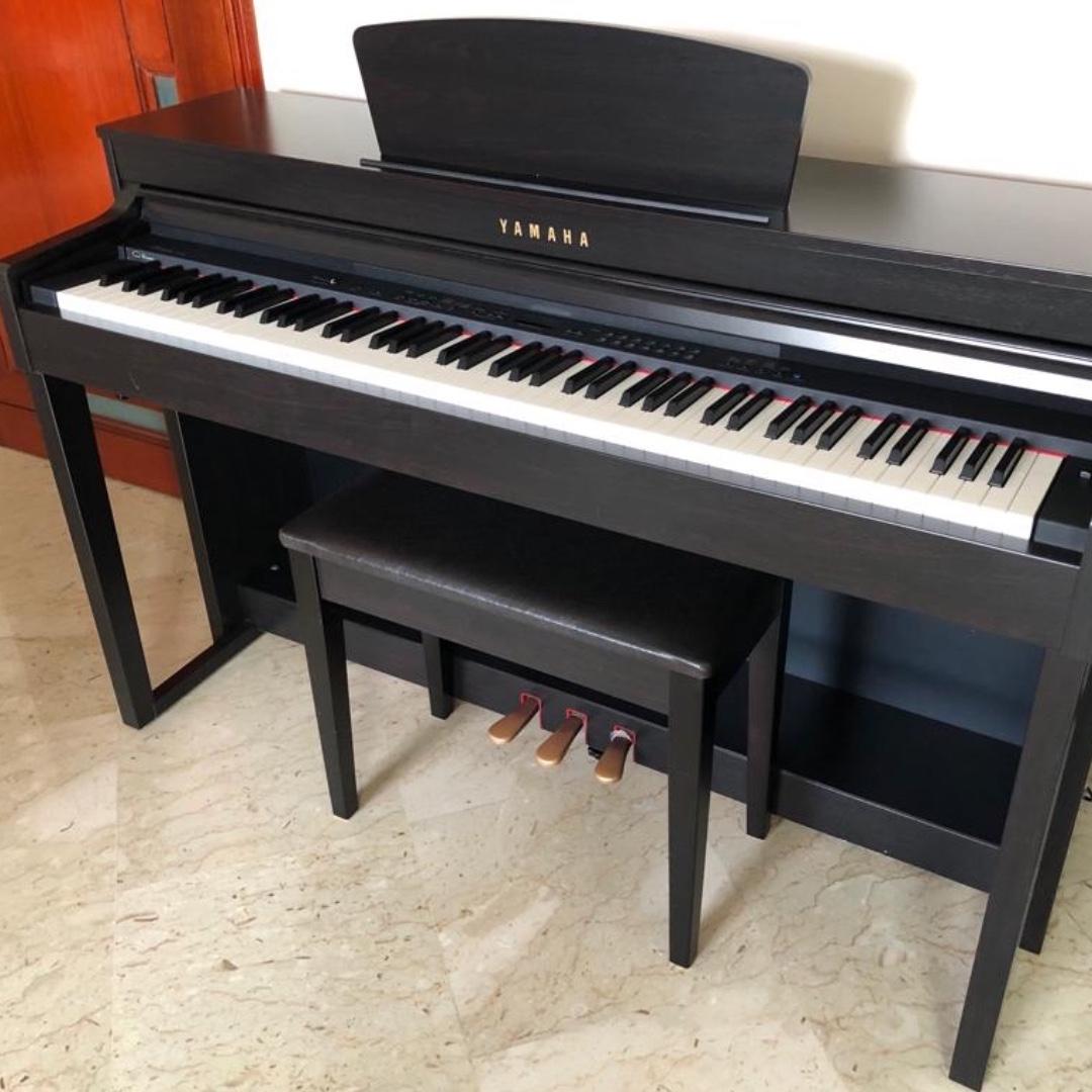 Yamaha Clavinova CLP 430 Digital Piano 1000