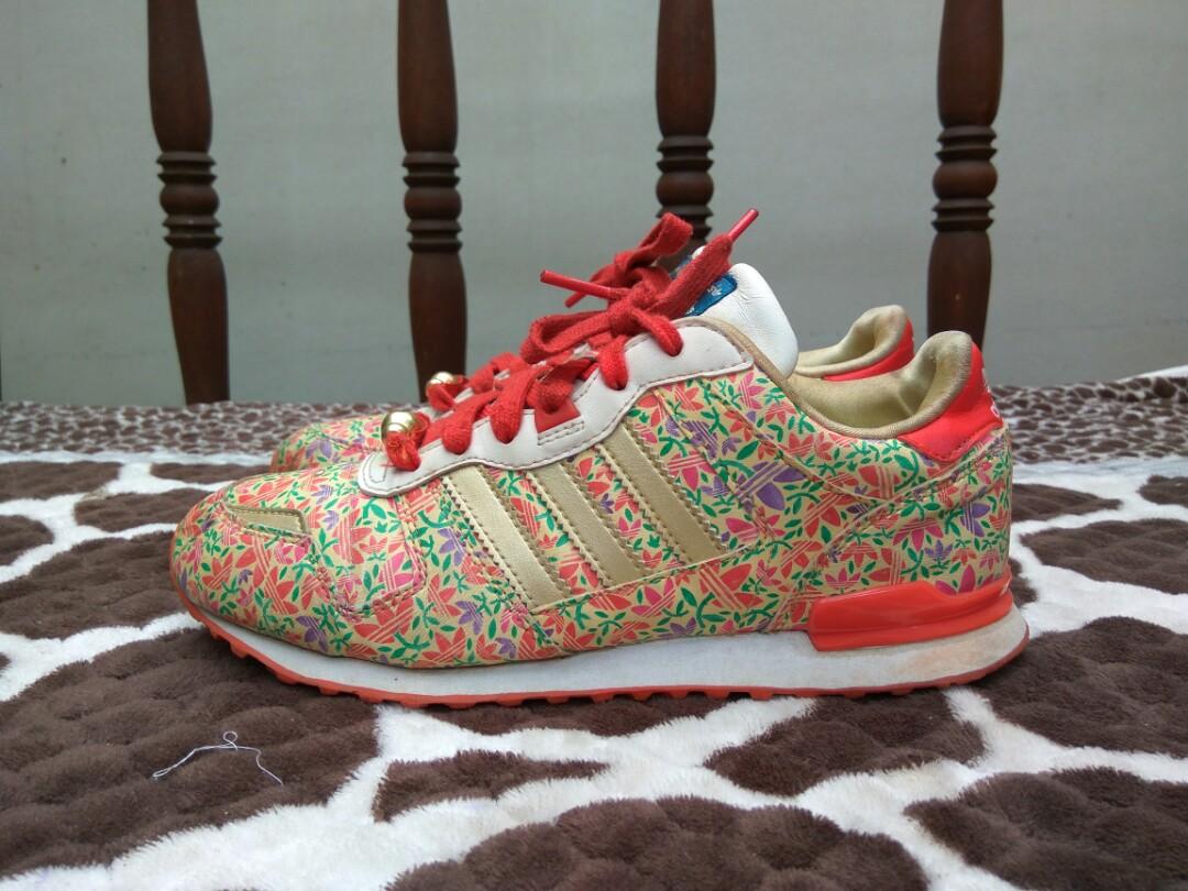 Adidas Originals ZX 700 Belle Disney Edition no vans nike Converse Fesyen Wanita Sepatu di Carousell