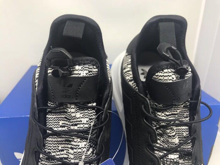 Adidas xplr shop oreo