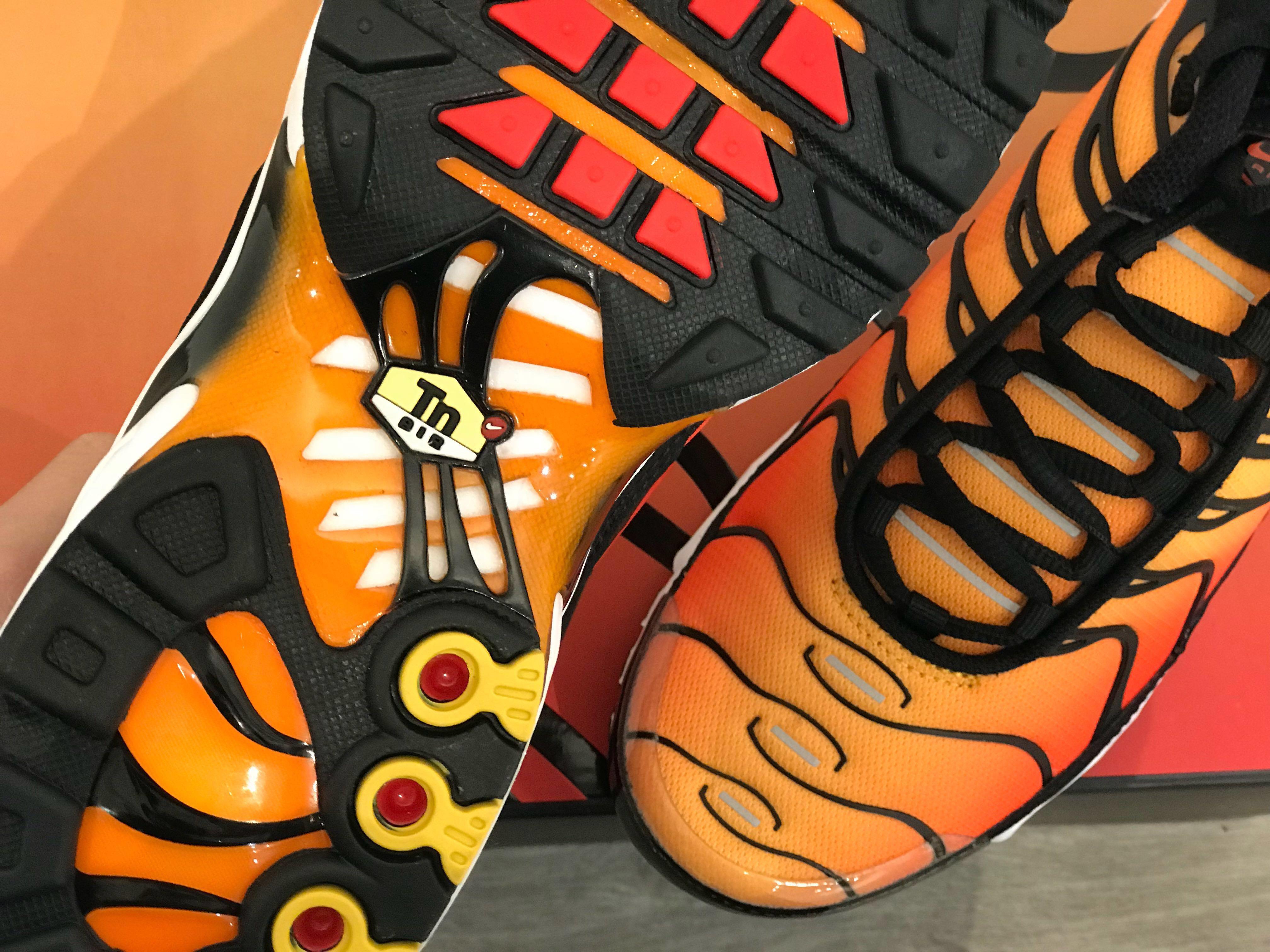 nike air max plus og pimento
