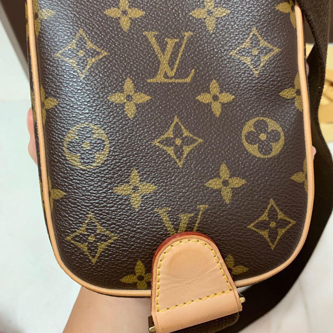 Louis Vuitton Pochette Gange/Bum Bag for Sale in Livermore, CA - OfferUp