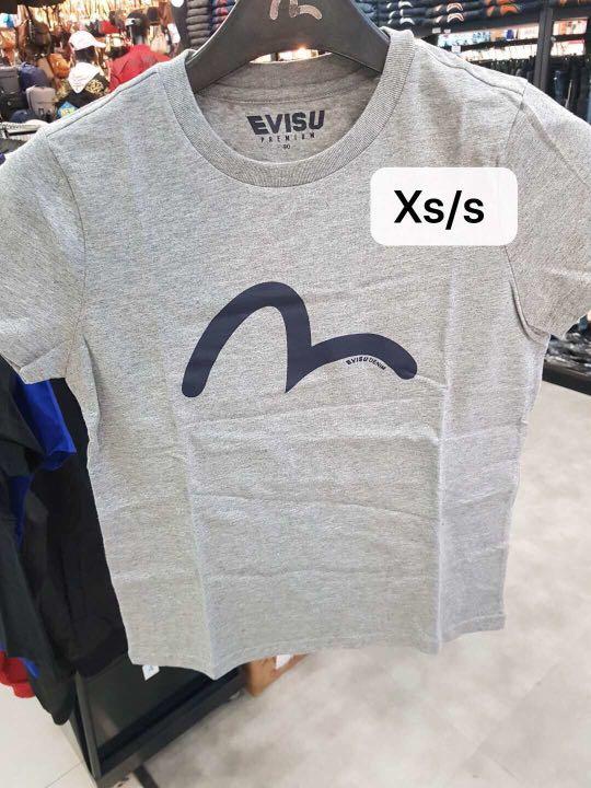 Evisu （分類：T-shirt）位於 Hong Kong。 由 fa_ecommerce 提交（商品編號 218780439，圖片 4）。簡介： 🇺🇸ANNY美國代購🇺🇸 🏰 Shop:荃灣青山公路264-298號南豐中心2樓92舖 ☎️：24949000 📩 Inbox / ☎️ Whatsapp: 9631 3844 IG:annyusalondon https://m.facebook.com/annybuyer/ 🕑 Business hours: 📢 星期一至星期日 2:00pm-9:00pm 🚚 我們亦有順豐到付 💨💨💨💨 📢📢 本店只接受現金 📢📢 🙇🏻。