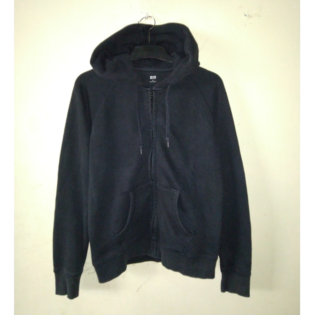 Uniqlo shop hoodie harga