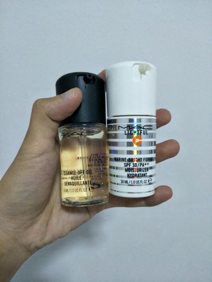 mac cleanse off oil