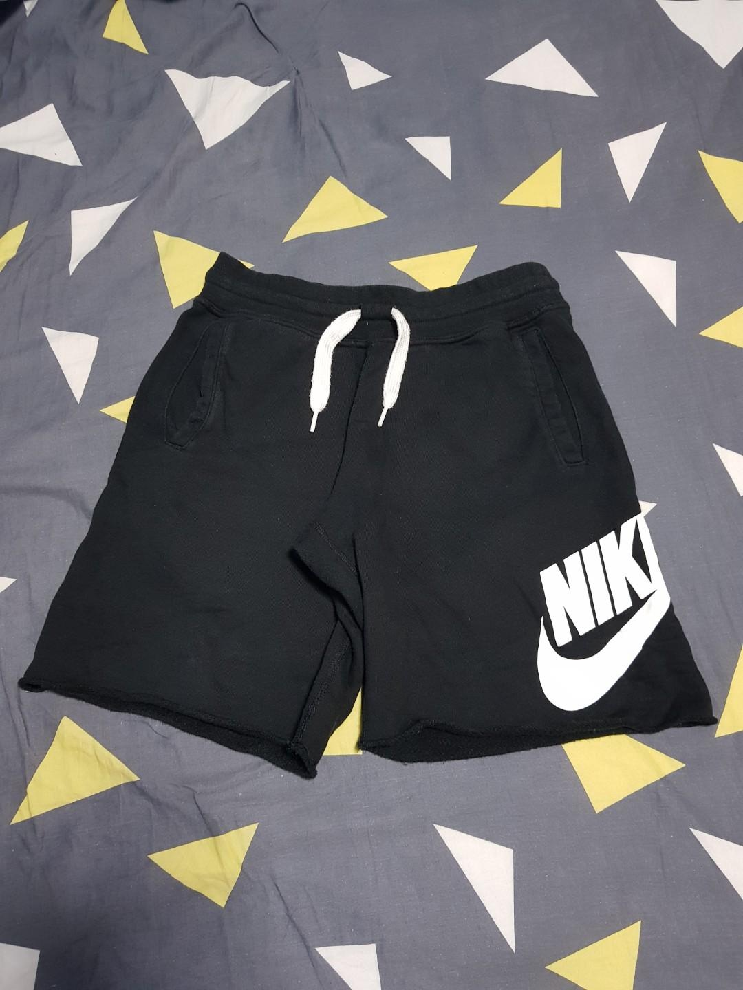Nike black outlet sweatshorts