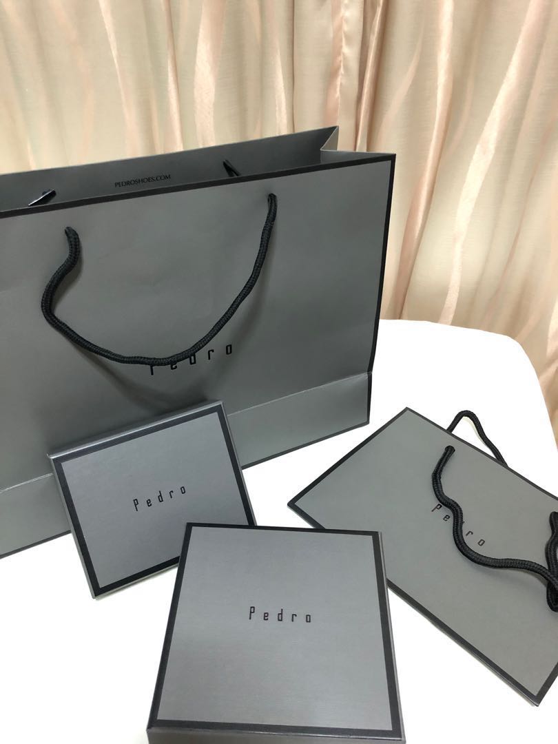 Pedro paper bag and boxes MMAR18
