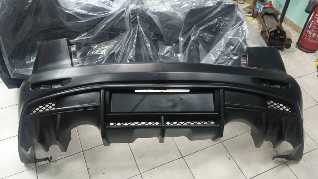 Varis rear bumper lancer top