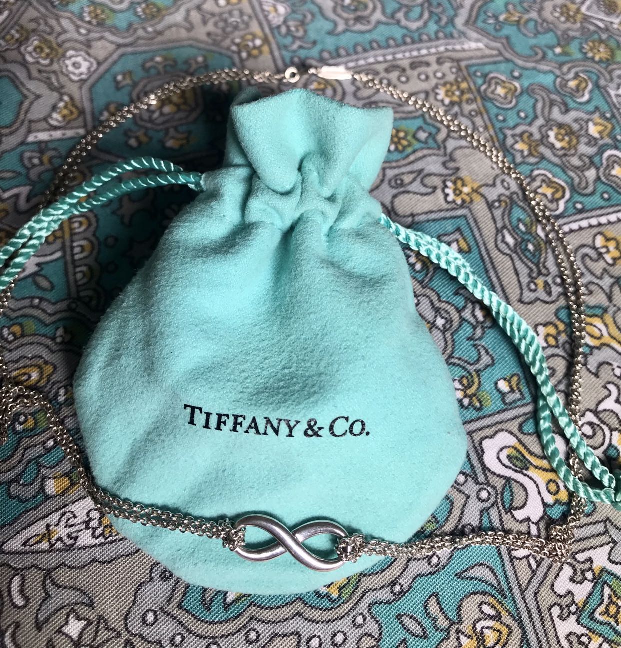 tiffany co infinity necklace authentic 1552288134 bdc7759d