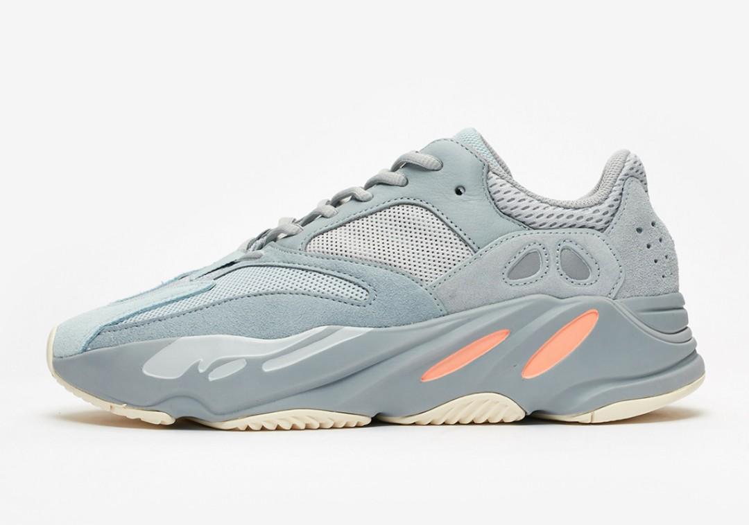 Yeezy 700 2025 size 14
