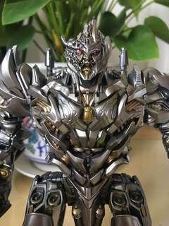 studio series 31 battle damaged megatron