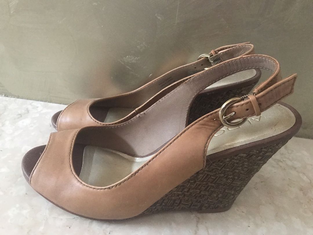 Aldo on sale wedge pumps
