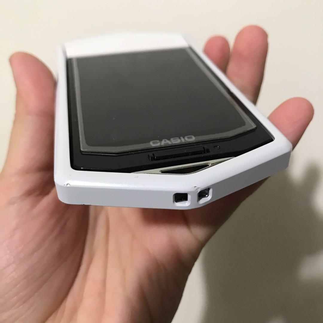 casio卡西欧 tr70白全配 可小议 需先汇款