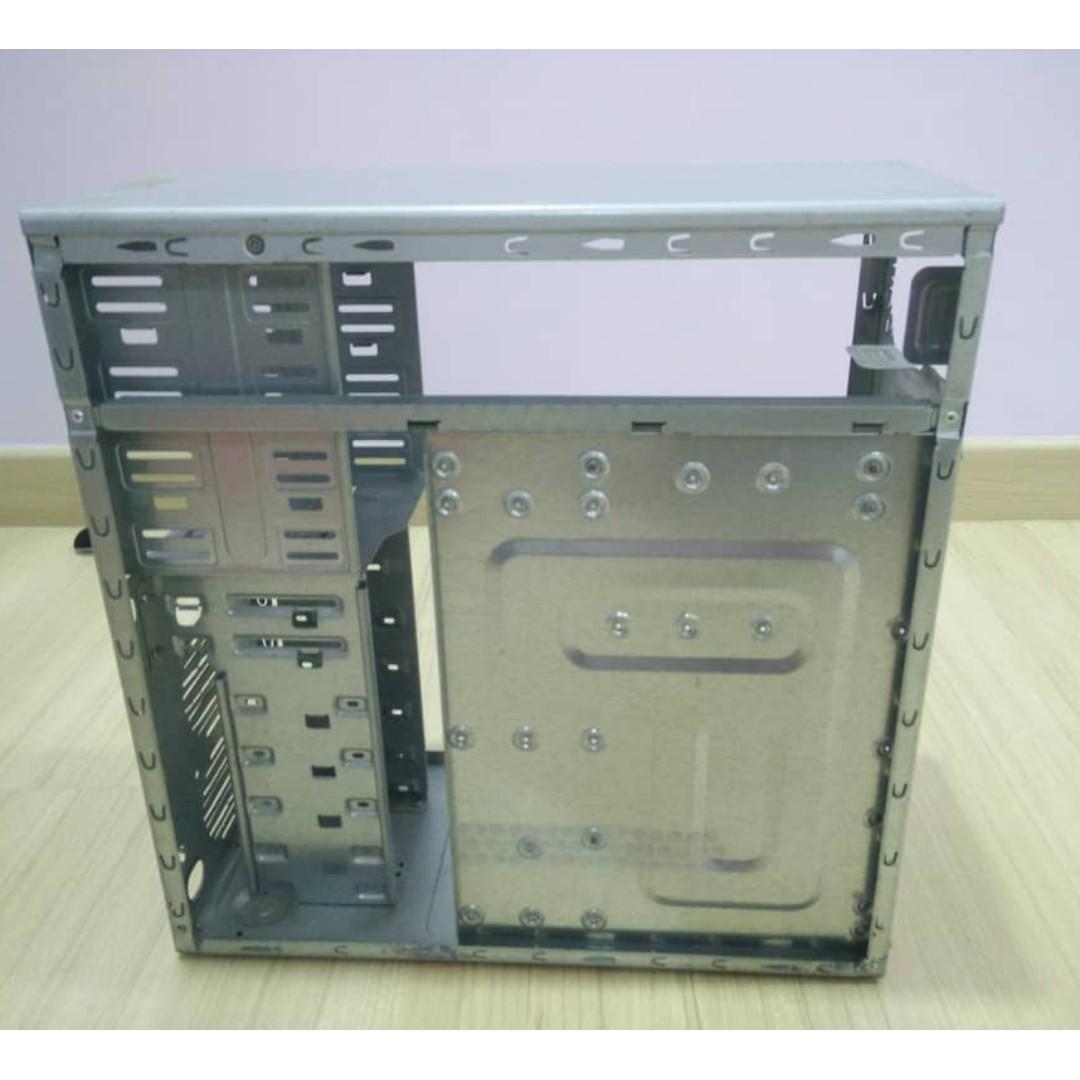 CPU Casing (Category: Computer Parts) located in Kuala Lumpur. Submitted by manfai91 (Listing ID 219033729, Image 2). Description: Used CPU Casing, Metal. Empty casing. No worry the cpu is heat. interested do whatsapp / call @ 016 2809800.