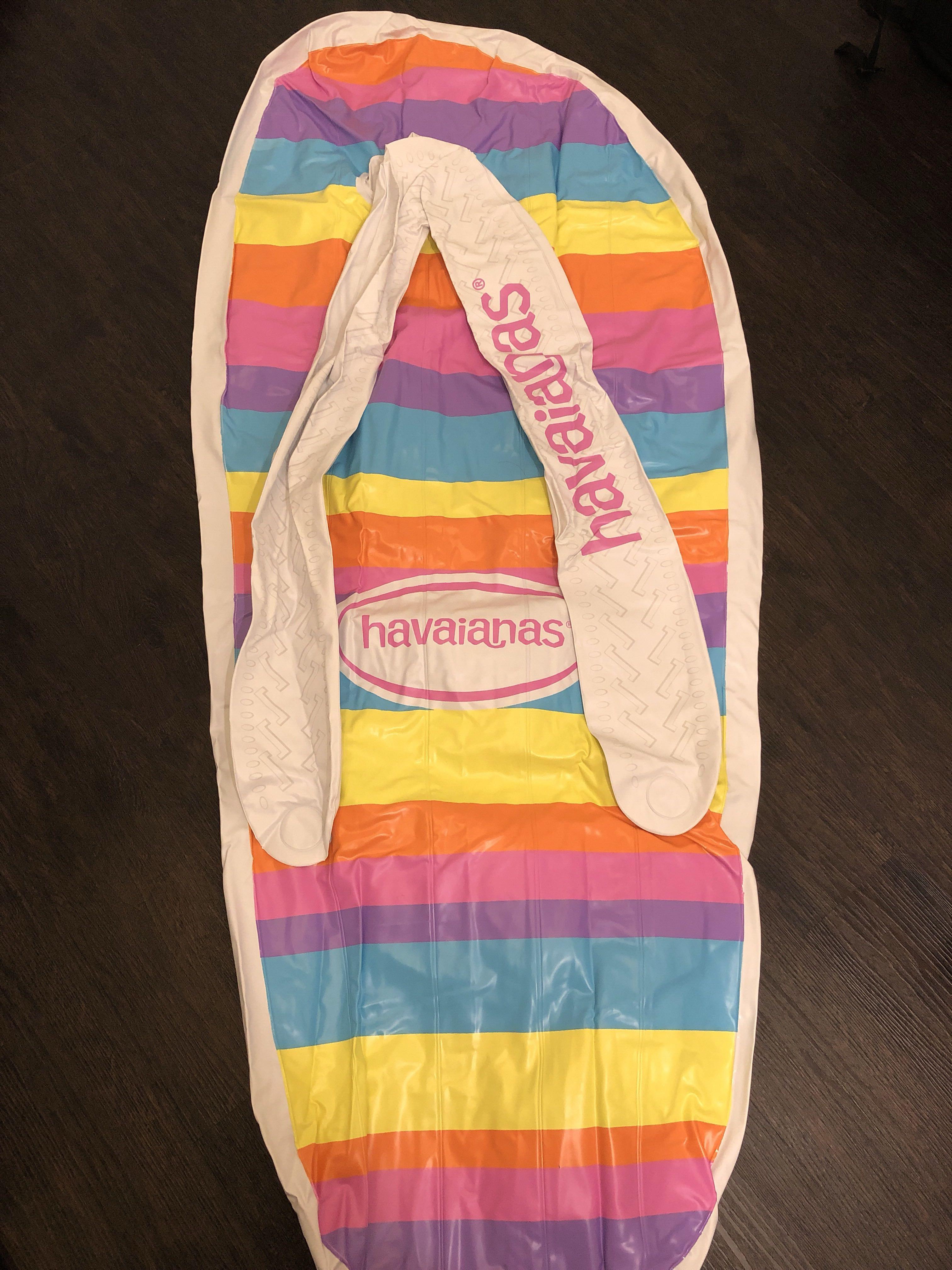Havaianas Full sized Original Thong Pool Swimming Float