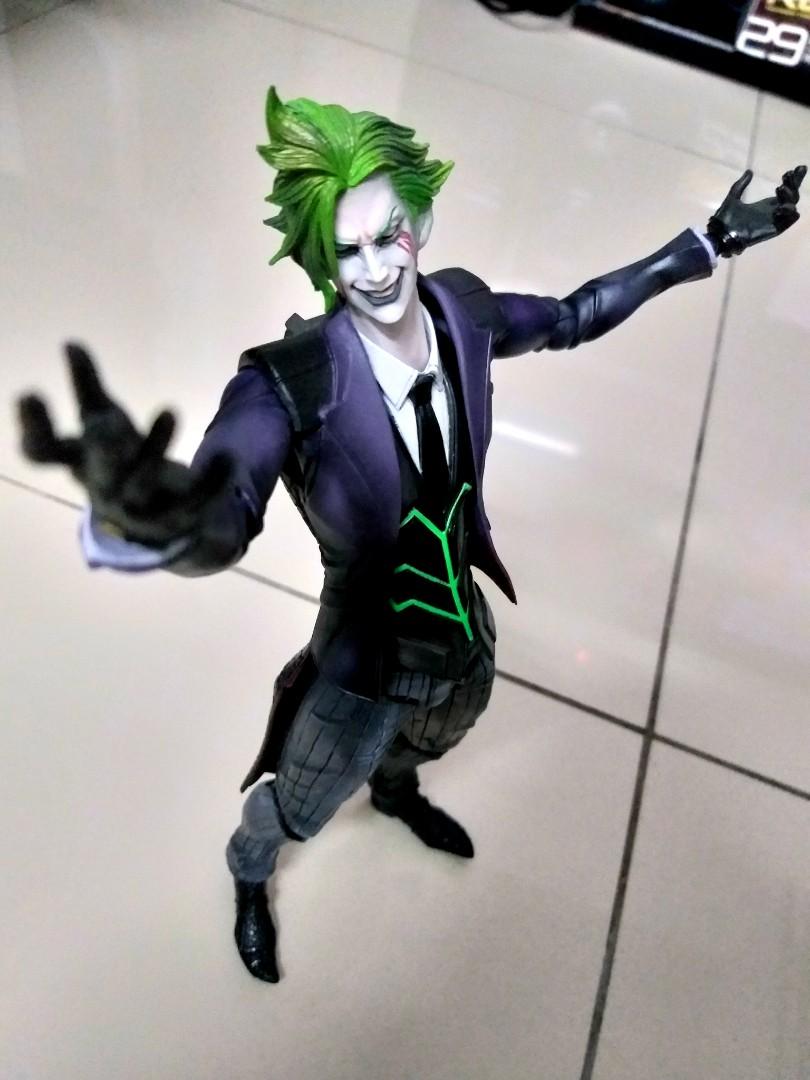 Play Arts Kai Joker Tetsuya Nomura