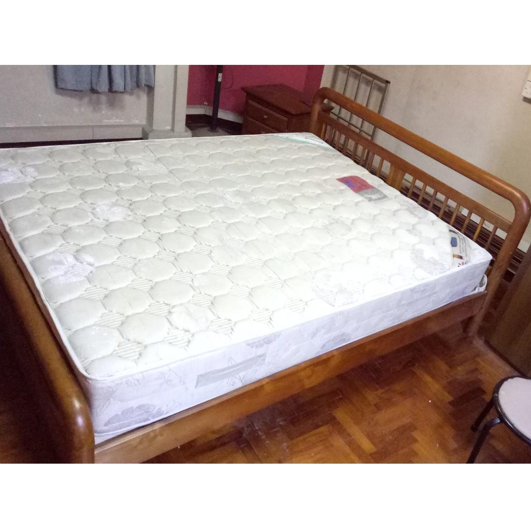 Scanteak Queen Size Bed With Magic Koil Mattress Furniture Beds