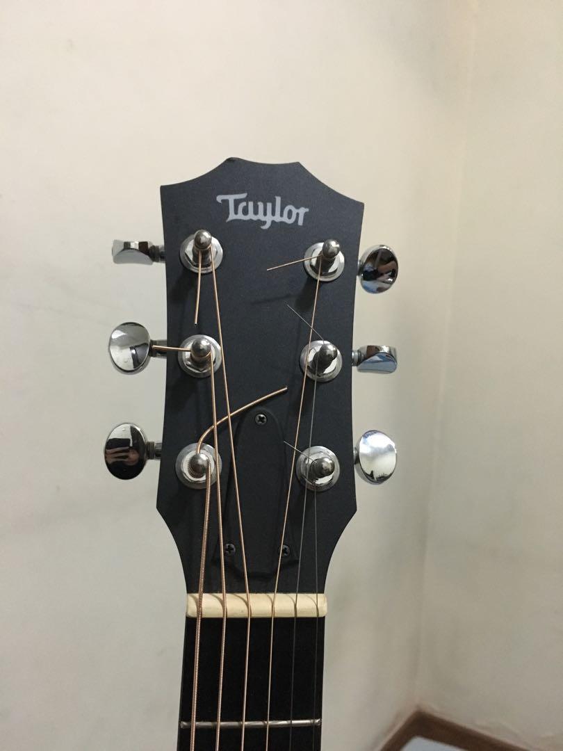 Taylor GS Mini with fishman matrix, Hobbies & Toys, Music & Media 