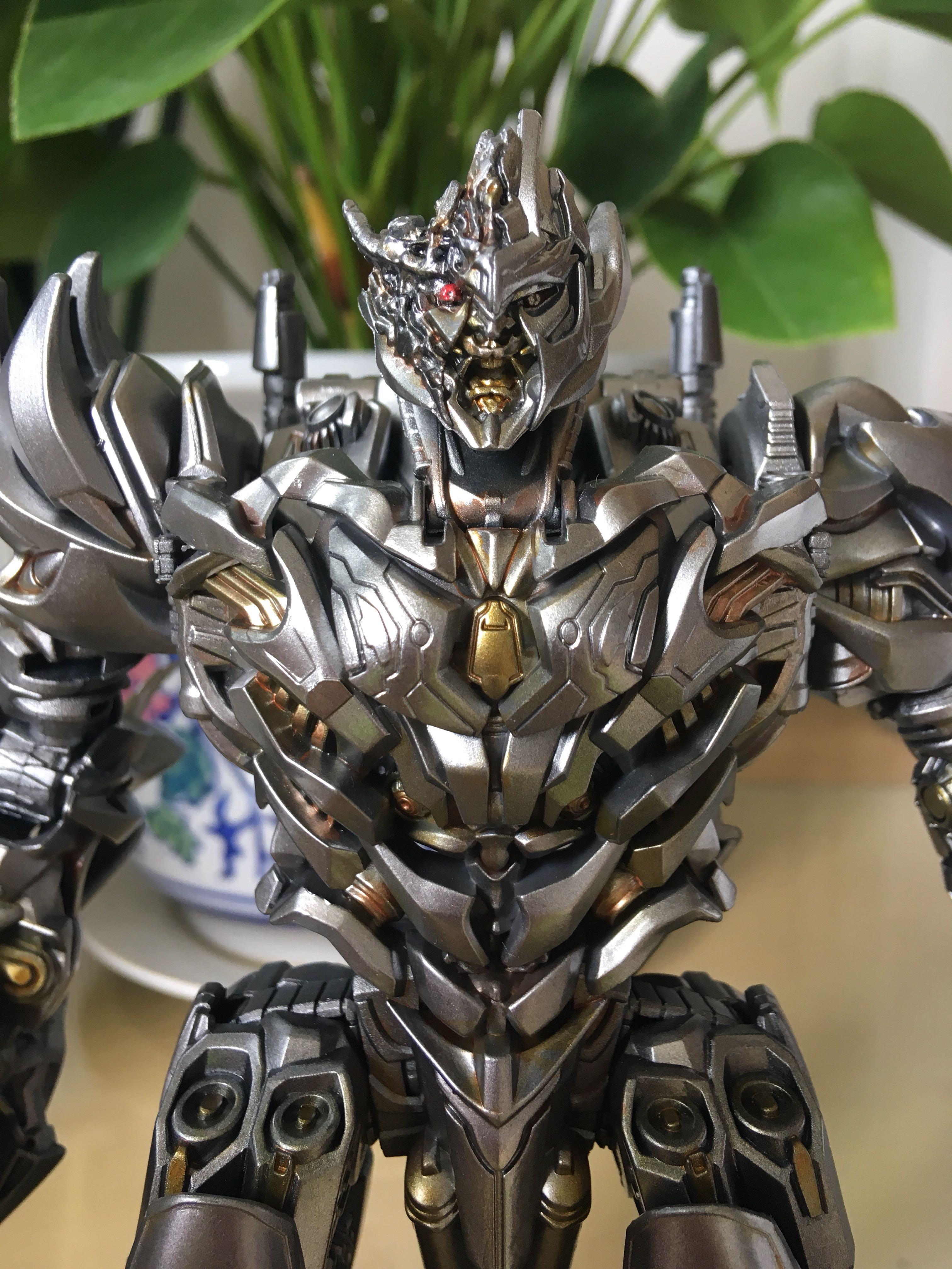 Transformers studio series clearance battle damaged megatron